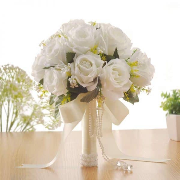 The Benefits of Artificial Flowers for Wedding